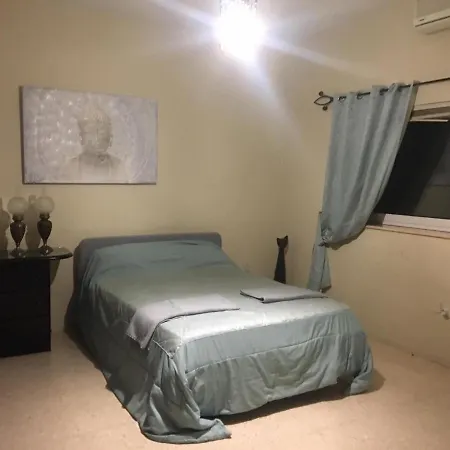 Bohemian Homestay In With Pool And Friendly Cats Δωμάτια σε οικογενειακή κατοικία